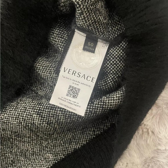 VERSACE MENS EMBROIDERED SWEATER SZ M/L - Picture 8 of 9